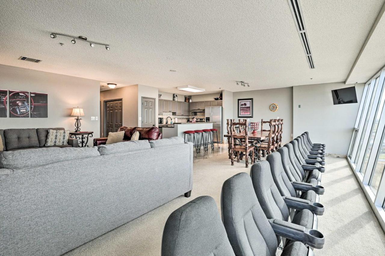 Fort Worth Condo With Racetrack Views And Pool Access Εξωτερικό φωτογραφία