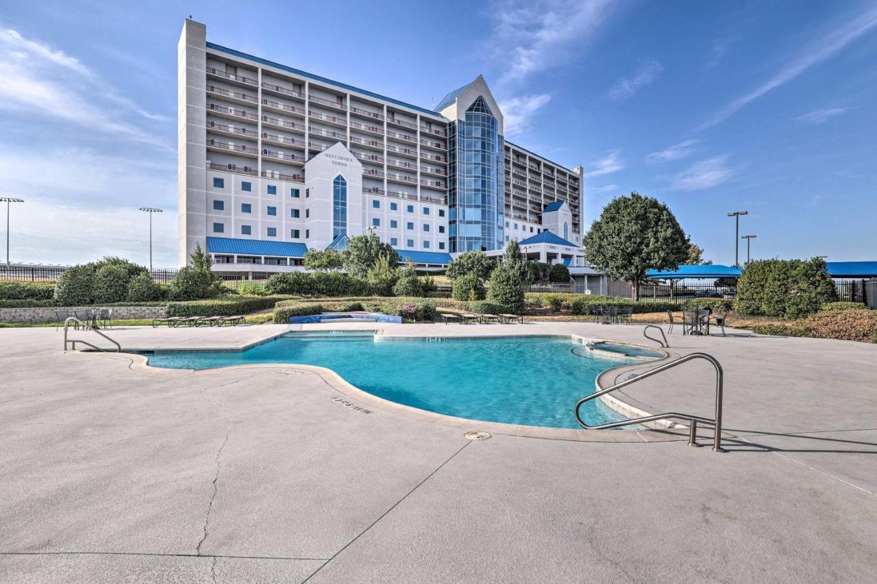Fort Worth Condo With Racetrack Views And Pool Access Εξωτερικό φωτογραφία